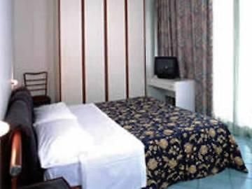 מונטה קטיני טרמה Hotel Universo Resort מראה חיצוני תמונה